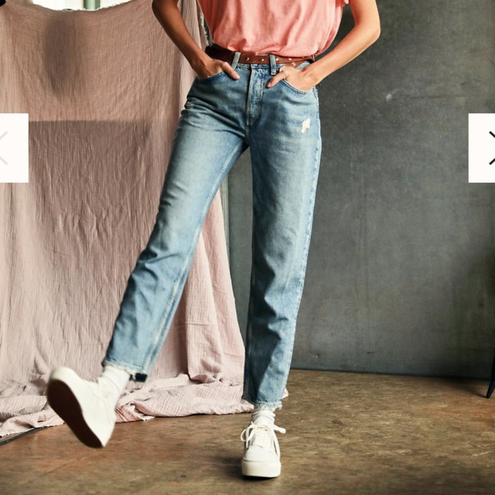NWT ✨ Fast Times High Rise Mom Jeans in Acadia
